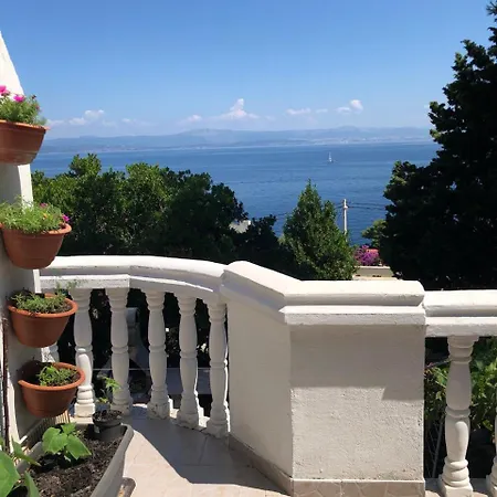 With Beautifull View Peace And Quiet 1